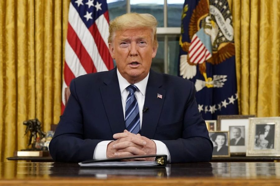 Por conta da pandemia de COVID-19, Donald Trump se reunirá neste sábado com as principais ligas norte-americanas para definir o futuro do esporte no país.