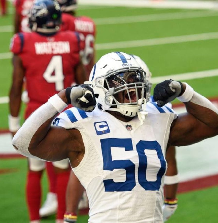 Justin Houston comemora mais um safety em sua carreira