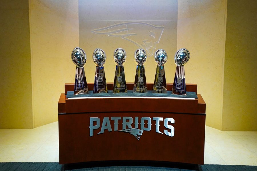 Com tantas mudanças em New England, a torcida está angustiada. Mas será realmente para tudo isso? Confira o que esperar do (nem tão) novo Patriots.