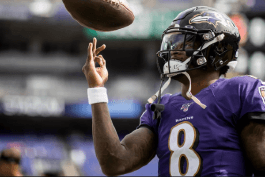 A temporada passada da NFL teve inúmeros momenos inesquecíveis de diversos jogadores diferentes. No entanto, quais foram os melhores jogadores?