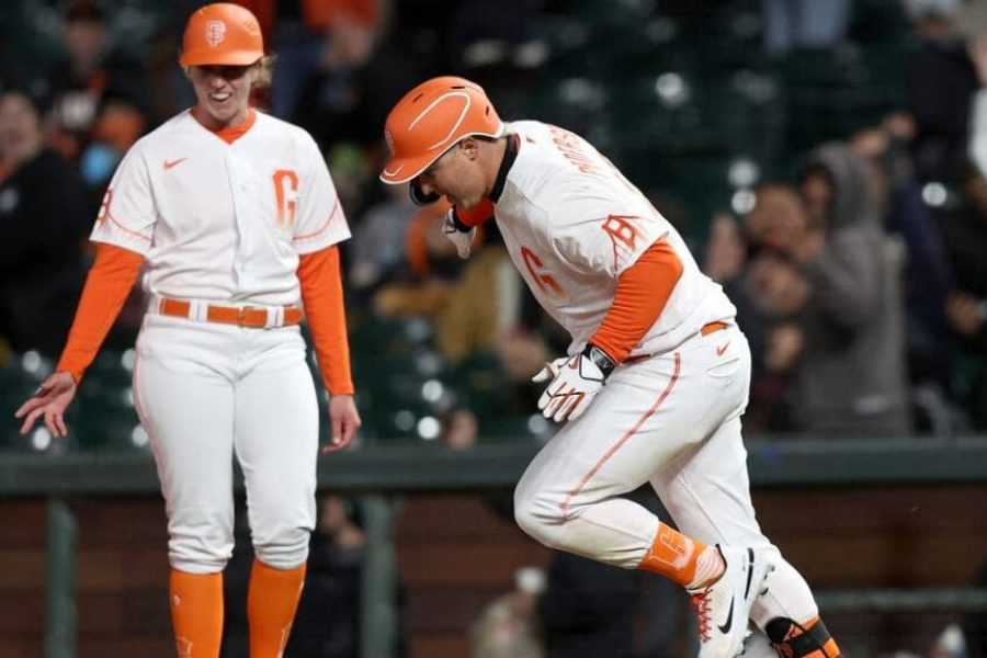 San-Francisco-Giants-faz-historia-na-MLB-com-a-primeira-1140x570