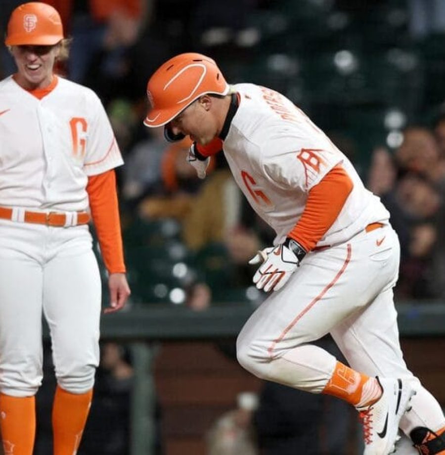 San-Francisco-Giants-faz-historia-na-MLB-com-a-primeira-1140x570