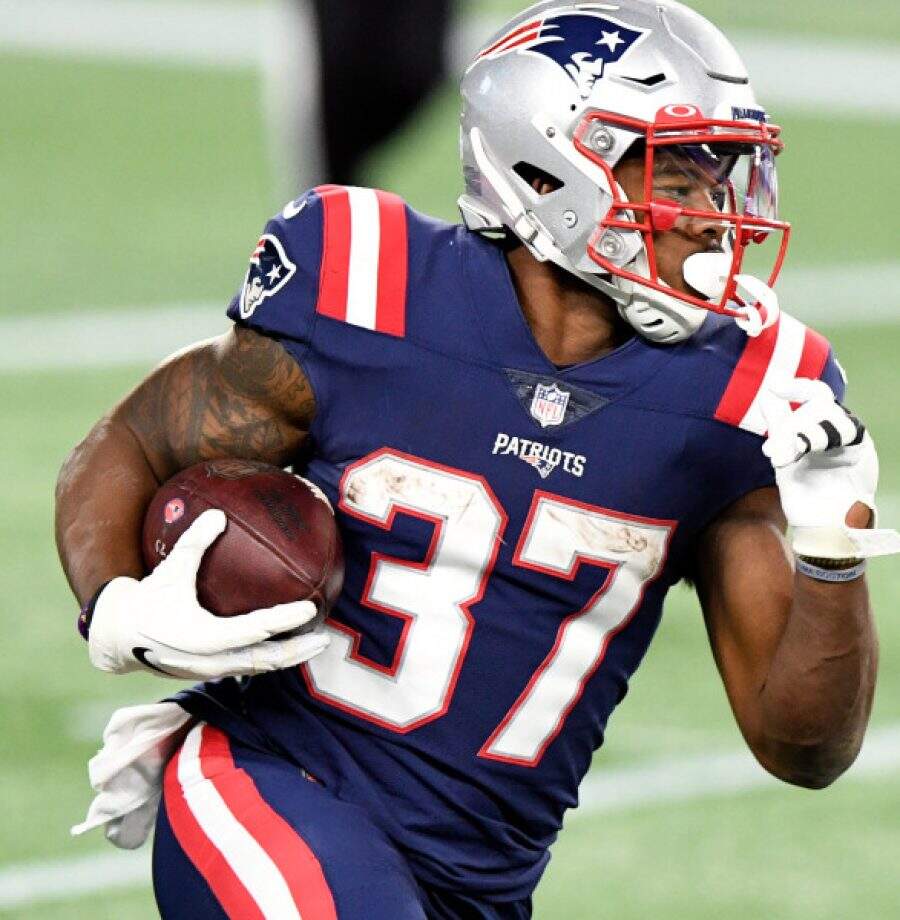 Oct 25, 2020; Foxborough, Massachusetts, USA; New England Patriots running back Damien Harris (37) runs with the ball against the San Francisco 49ers during the second half at Gillette Stadium. Mandatory Credit: Brian Fluharty-USA TODAY Sports