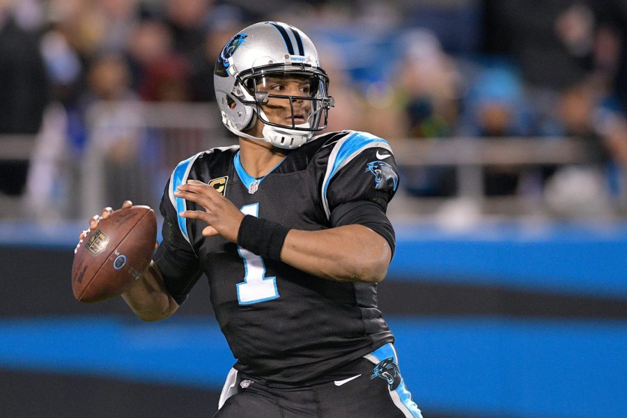 Cam Newton já foi MVP e ainda tem potencial para jogar na NFL, apesar de alguns maus momentos. Listamos alguns times em que o quarterback seria bem útil.
