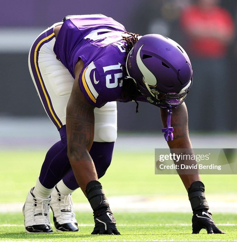 MINNEAPOLIS, MINNESOTA - OCTOBER 20: Dallas Turner #15 of the Minnesota Vikings readies for play against the Detroit Lions in the first quarter at U.S. Bank Stadium on October 20, 2024 in Minneapolis, Minnesota. The Lions defeated the Vikings 31-29. (Photo by David Berding/Getty Images)