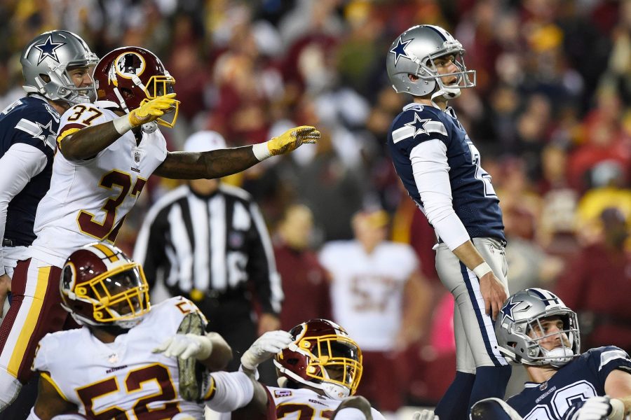 LANDOVER, MD - OCTOBER 21: Kicker Brett Maher #2 of the Dallas Cowboys reacts after missing a field goal at the end of the fourth quarter against the Washington Redskins at FedExField on October 21, 2018 in Landover, Maryland. (Photo by Patrick McDermott/Getty Images)