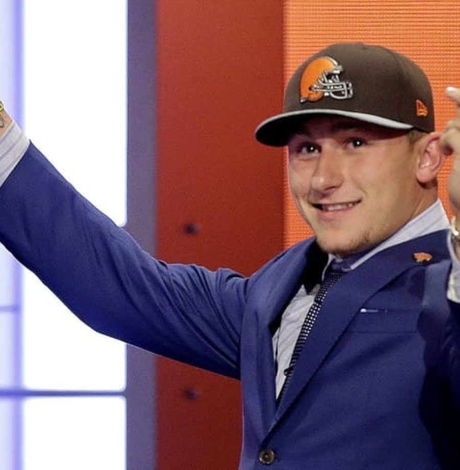 Todo mundo já conhece a empolgação da noite do Draft, mas e quando as expectativas não são correspondidas? Confira alguns dos maiores flops da NFL.