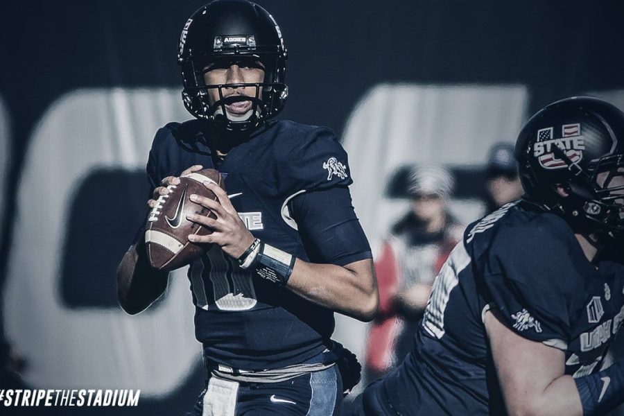 Na última Quinta-Feira (23), os Packers subiram no Draft e selecionaram o Quarterback Jordan Love com a 26° escolha geral. Explicaremos os prováveis motivos