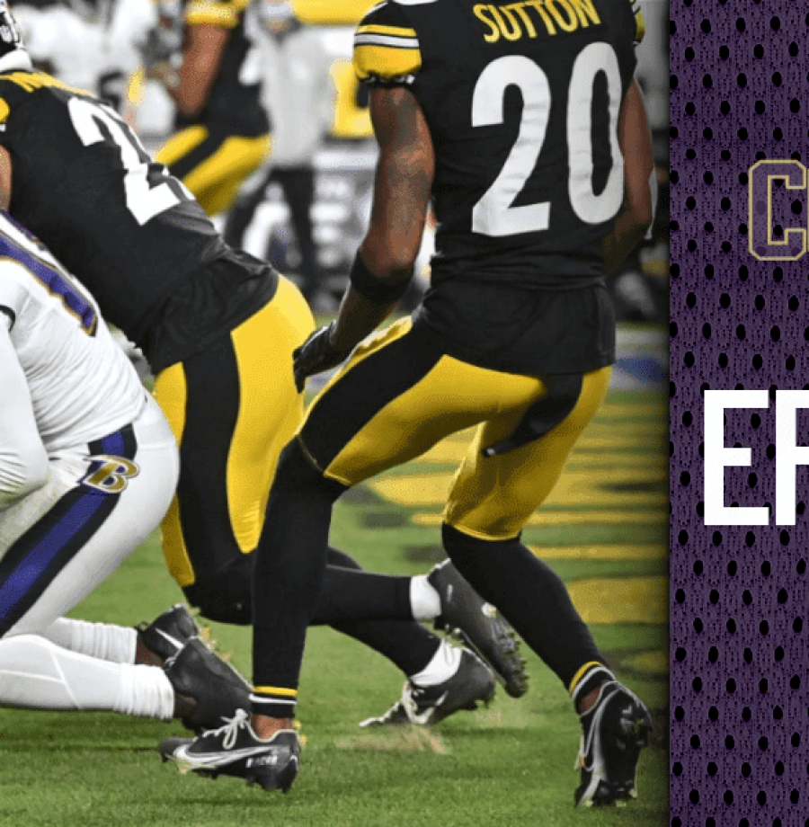 Sammy Watkins tenta recepcionar um passe no jogo do Baltimore Ravens