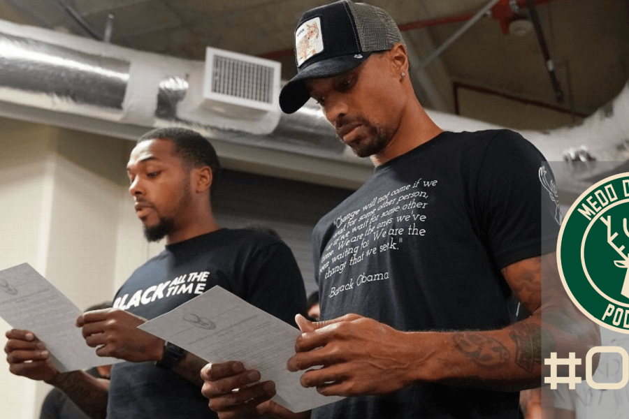 Bucks, George Hill e Sterling Brown discursam após o boicote ao jogo 5