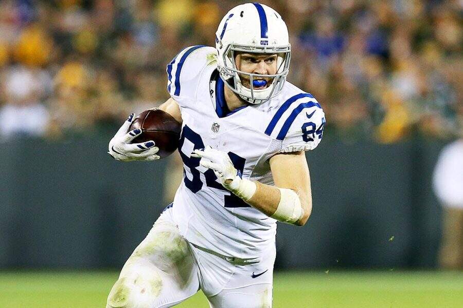 nfl-free-agency-colts-jack-doyle-andrew-luck