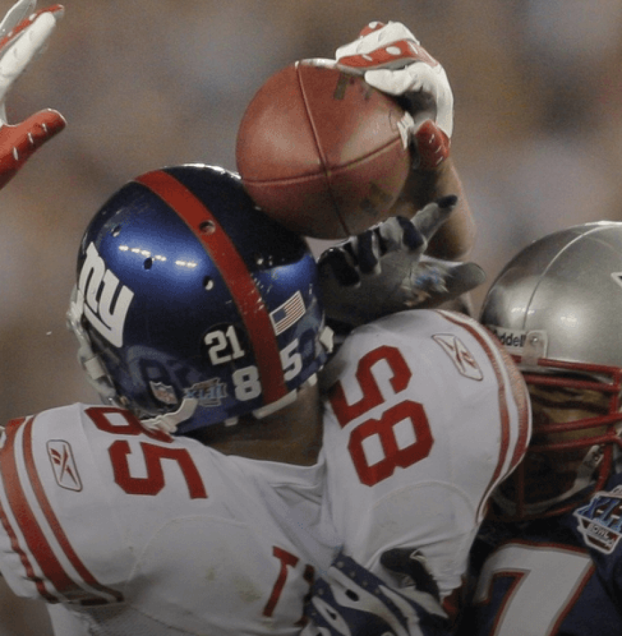 Dando sequência à série de jogos históricos da NFL, falaremos sobre uma das maiores zebras da história do Super Bowl, e a incrível vitória do Giants sobre o Patriots.