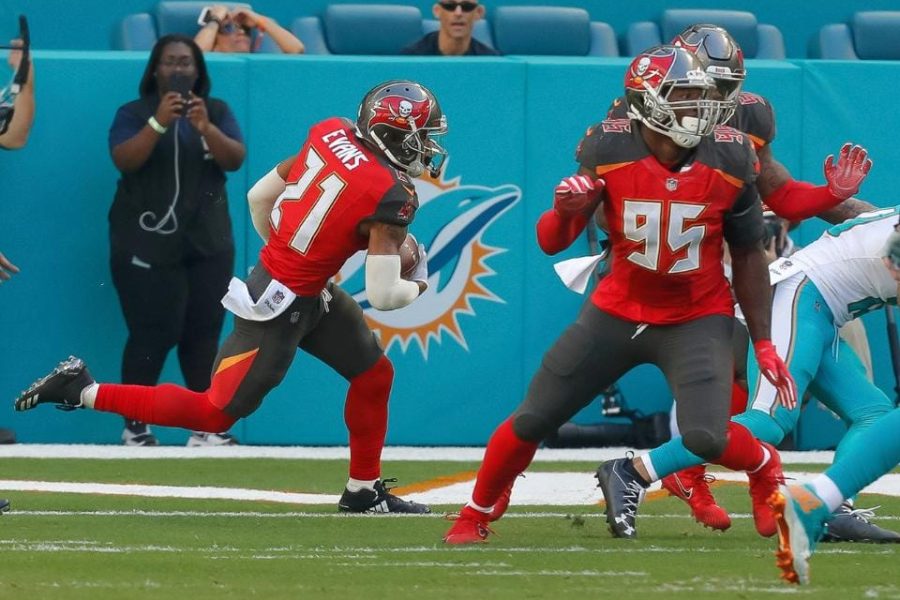 O Tampa Bay Buccaneers ganhou do Miami Dolphins por 30x20