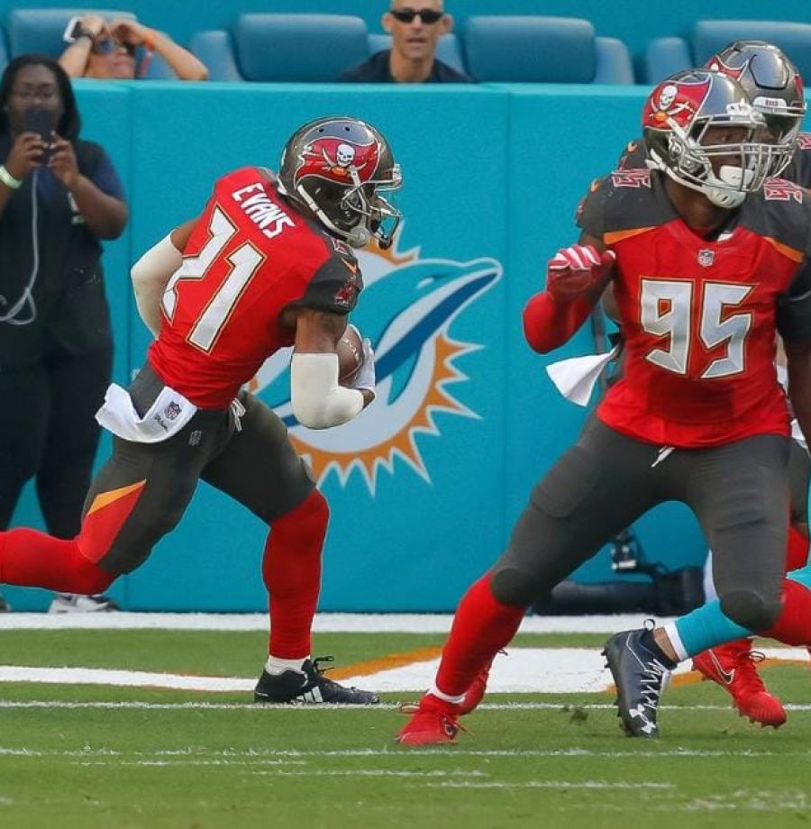O Tampa Bay Buccaneers ganhou do Miami Dolphins por 30x20