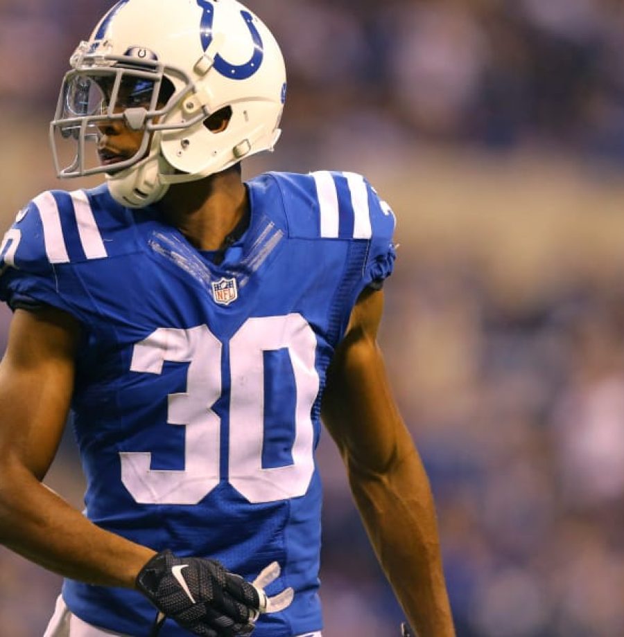 Nov 24, 2016; Indianapolis, IN, USA; Indianapolis Colts cornerback Rashaan Melvin (30) against the Pittsburgh Steelers at Lucas Oil Stadium. The Steelers won 28-7. Mandatory Credit: Aaron Doster-USA TODAY Sports